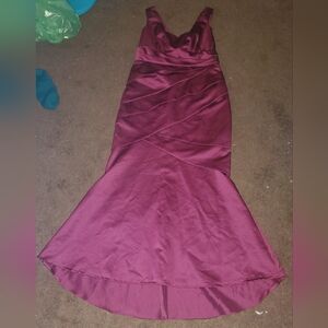 Elegant Burgundy Evening Gown